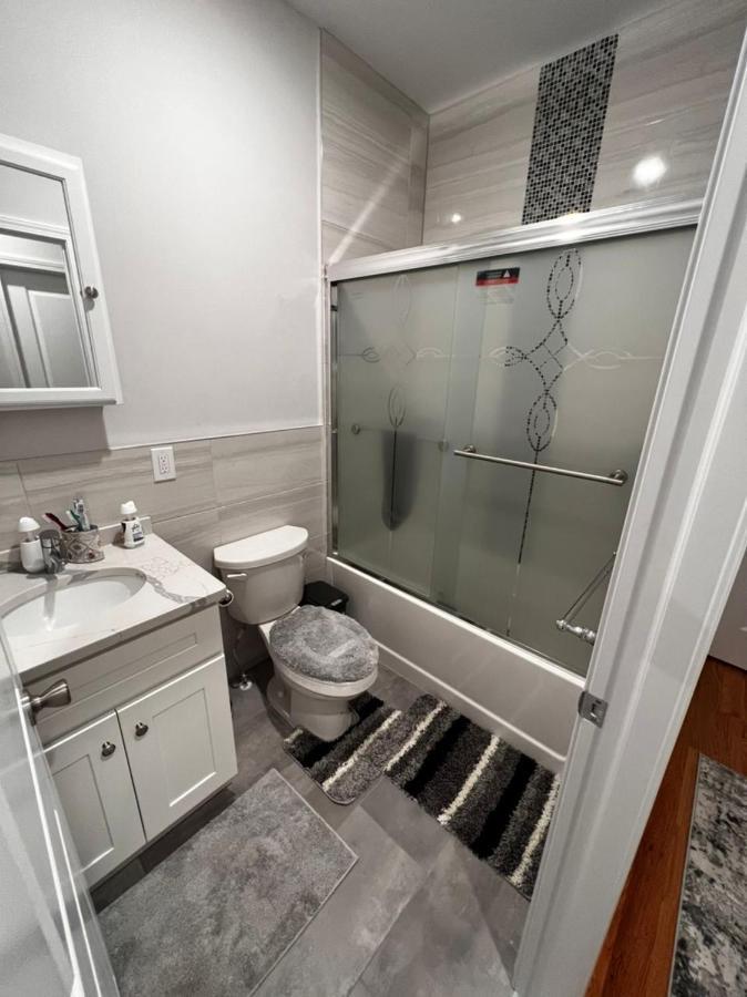 Springview Homes 12Mins From Ewr & 3 Mins From University Hospital Newark Exterior photo